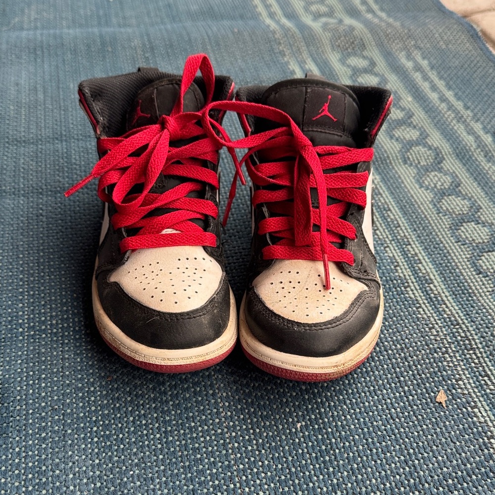 Nike Jordan’s Kids Size 13C
